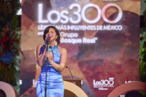 Los 300